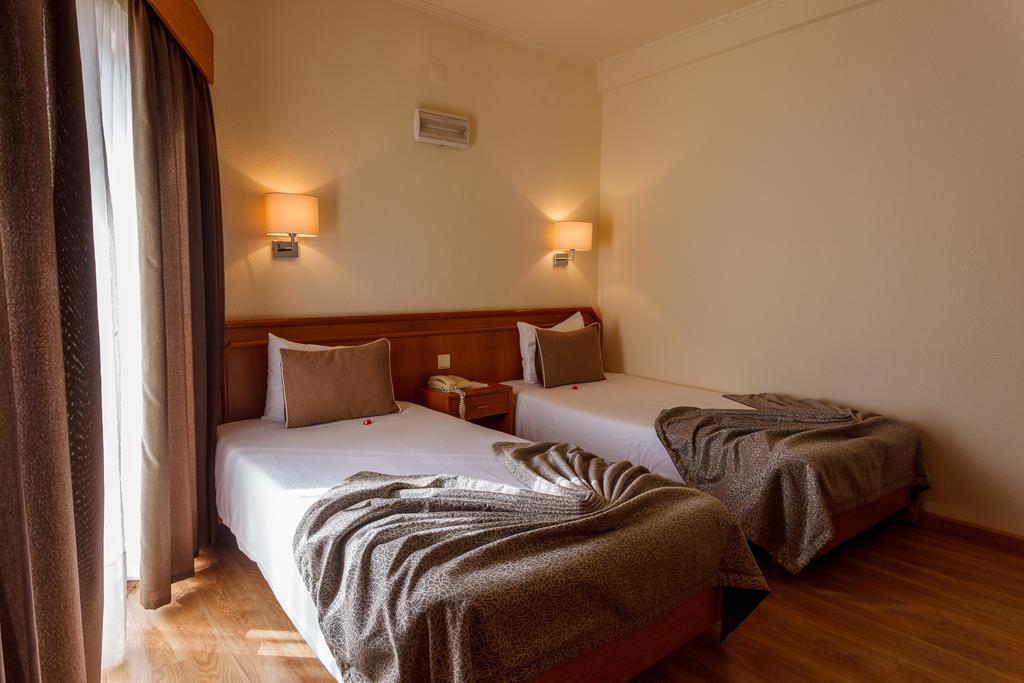 Hotel Sao Jorge Garden Velas Exterior photo