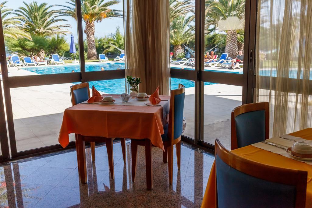 Hotel Sao Jorge Garden Velas Exterior photo